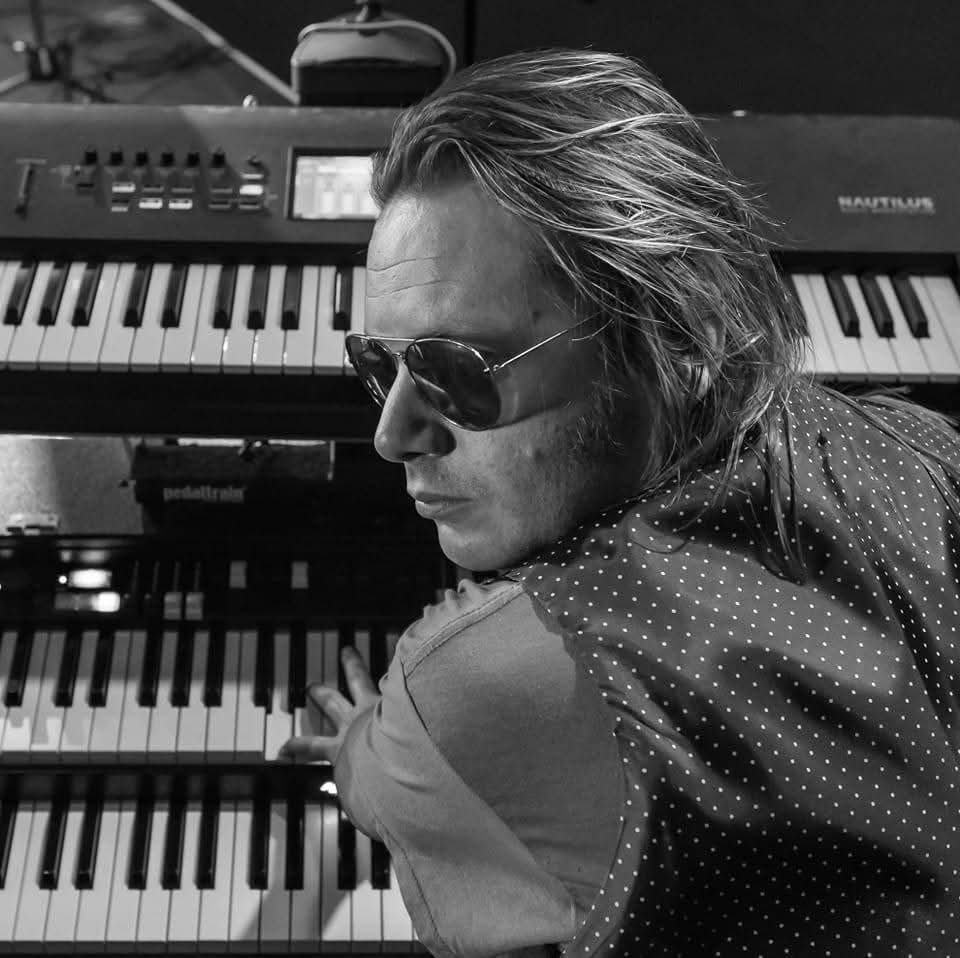 Danny Mattin playing keyboards